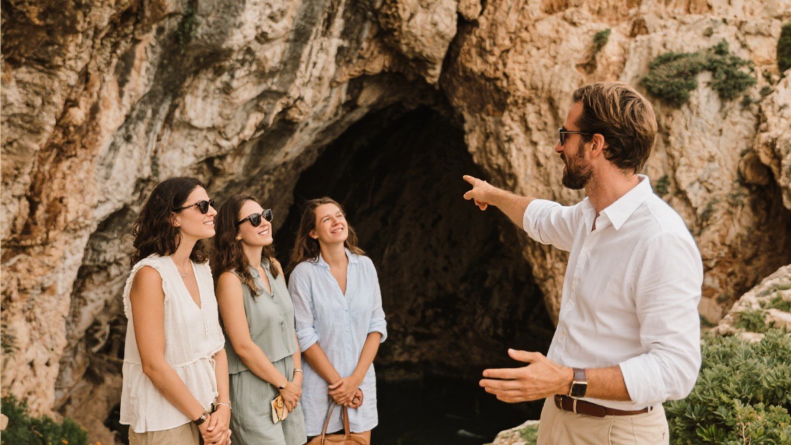 The Complete Guide to New Zealand's South Island